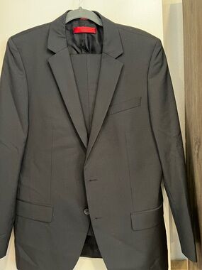 HUGO Black Men's Two-Button Suit Blazer